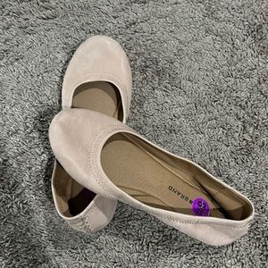 GUC Lucky Brand Women’s Nude Foldable Ballet Flats